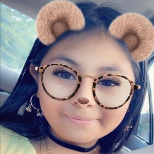 Meet your Posher, Brisa